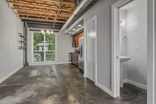 1305 E 6th St, Austin, TX 78702 - Photo 6