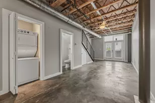 1305 E 6th St, Austin, TX 78702 - Photo 8