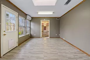 2204 Smith Ave, Taylor, TX 76574 - Photo 24