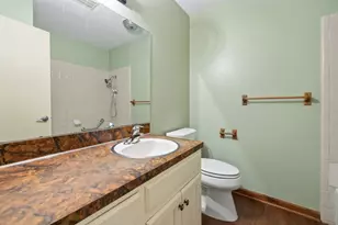 2204 Smith Ave, Taylor, TX 76574 - Photo 32