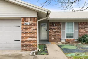 2204 Smith Ave, Taylor, TX 76574 - Photo 4