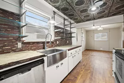 2204 Smith Avenue, Taylor, TX 76574 - Photo 12