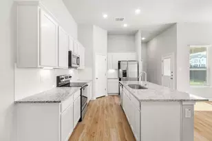 732 Staglin St, Buda, TX 78610 - Photo 6