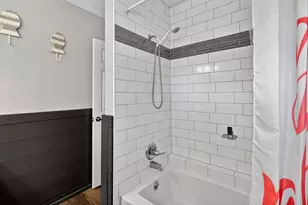 1941 Bayview Dr, Palacios, TX 77465 - Photo 16