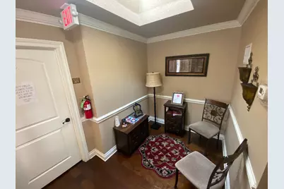 302 W Main Street #202, Round Rock, TX 78664 - Photo 8