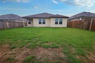 322 Arnage Dr, Hutto, TX 78634 - Photo 32