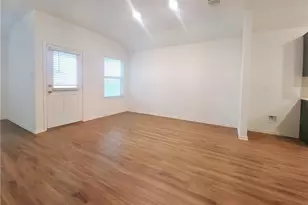 322 Arnage Dr, Hutto, TX 78634 - Photo 8