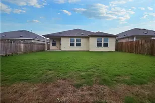 322 Arnage Dr, Hutto, TX 78634 - Photo 34