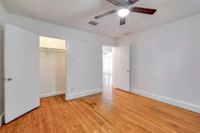 511 Sloan Street, Taylor, TX 76574 - Photo 12