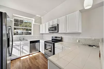 10613 Turkey Bend Drive, Jonestown, TX 78645 - Photo 8