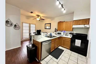 2801 Rio Grande Street #203, Austin, TX 78705 - Photo 12