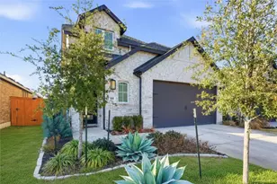 200 Bay Breeze Dr, Kyle, TX 78640 - Photo 2