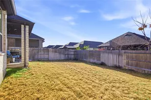 200 Bay Breeze Dr, Kyle, TX 78640 - Photo 20