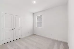 329 Sullivan Wy, Elgin, TX 78621 - Photo 16