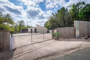 2705 Cory Ln, Spicewood, TX 78669 - Photo 30