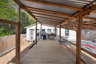 2705 Cory Ln, Spicewood, TX 78669 - Photo 18