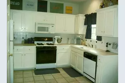 1102 W Park Street, Cedar Park, TX 78613 - Photo 2