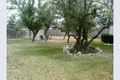 1102 W Park Street, Cedar Park, TX 78613 - Photo 4
