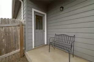 329 Flower Smith Ln, Jarrell, TX 76537 - Photo 22