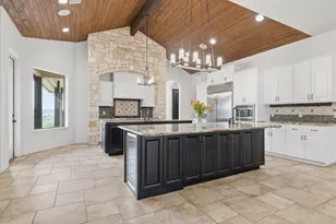 9805 Grand Summit Blvd, Dripping Springs, TX 78620 - Photo 10
