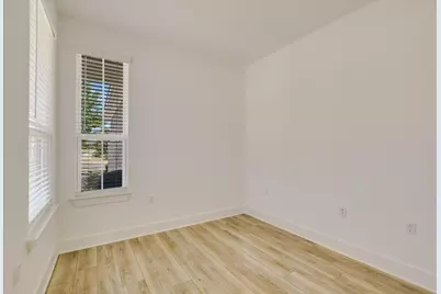 702 Kitty Hawk Road, Georgetown, TX 78633 - Photo 12