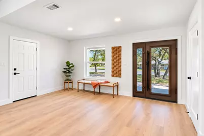 5704 Parkwood Drive, Austin, TX 78735 - Photo 8