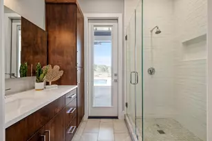 909 Cypress Grove Dr, Austin, TX 78732 - Photo 24