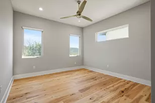 909 Cypress Grove Dr, Austin, TX 78732 - Photo 30