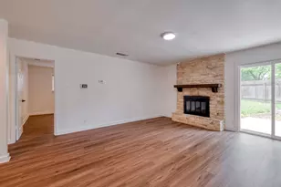 10214 Oak Hollow Dr, Austin, TX 78758 - Photo 8