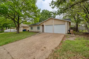 10214 Oak Hollow Dr, Austin, TX 78758 - Photo 6