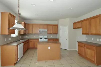 2708 Katie Cove, Leander, TX 78641 - Photo 2
