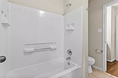 9401 Pioneer Forest Drive, Austin, TX 78744 - Photo 20