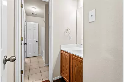 9401 Pioneer Forest Drive, Austin, TX 78744 - Photo 18