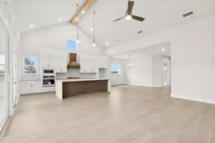 2005 Sundown Trl, Georgetown, TX 78628 - Photo 6