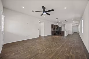 11801 Rush Ln, Elgin, TX 78621 - Photo 10