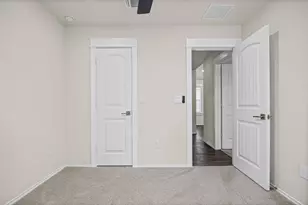 11801 Rush Ln, Elgin, TX 78621 - Photo 20