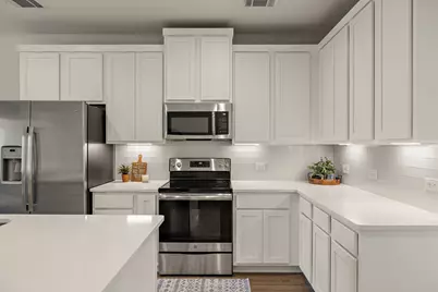 13501 Metric Boulevard #25, Austin, TX 78727 - Photo 4