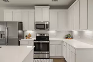 13501 Metric Blvd, Austin, TX 78727 - Photo 4