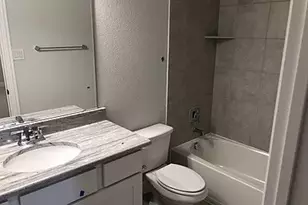 713 Woodview Dr, Leander, TX 78641 - Photo 4