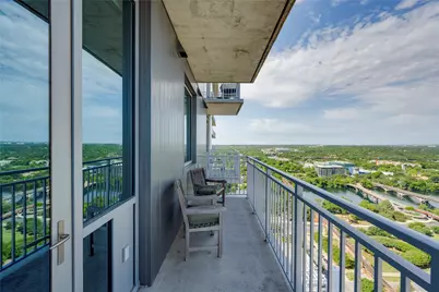 222 West Avenue #2710, Austin, TX 78701 - Photo 14