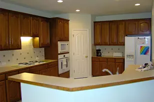 10700 Pointe View Dr, Austin, TX 78738 - Photo 4