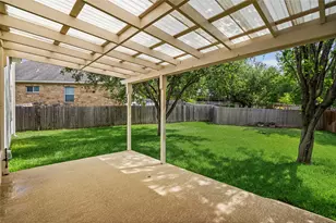 10700 Pointe View Dr, Austin, TX 78738 - Photo 16