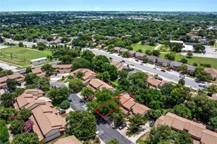 8903 Trone Cir, Austin, TX 78758 - Photo 32