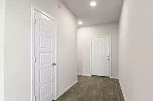 2963 Winding Creek Rd, Kyle, TX 78640 - Photo 6