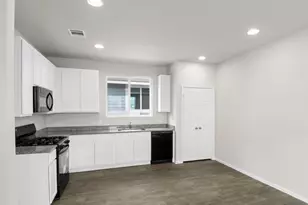 2963 Winding Creek Rd, Kyle, TX 78640 - Photo 16