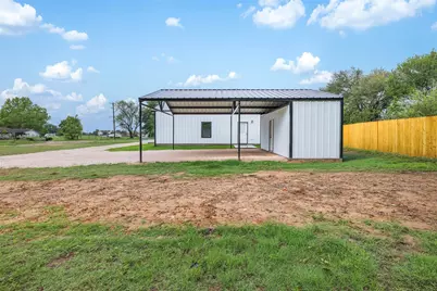 1110 Caldwell, Lexington, TX 78947 - Photo 6