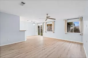 1009 Laurelleaf Dr, Pflugerville, TX 78660 - Photo 6