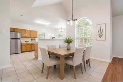 12508 Mixson Drive, Austin, TX 78732 - Photo 4