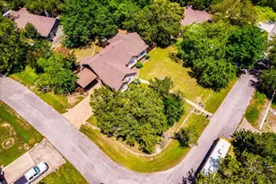 12508 Mixson Dr, Austin, TX 78732 - Photo 32