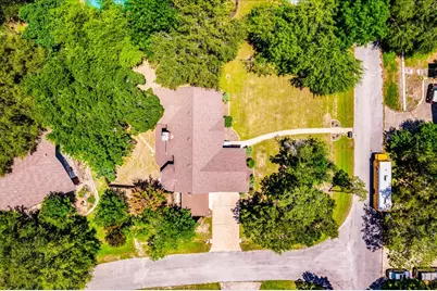 12508 Mixson Drive, Austin, TX 78732 - Photo 32